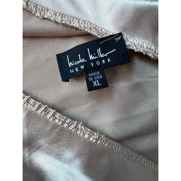 Nicole Miller XL 
Champagne Satin Midi Skirt - Picture 3 of 3